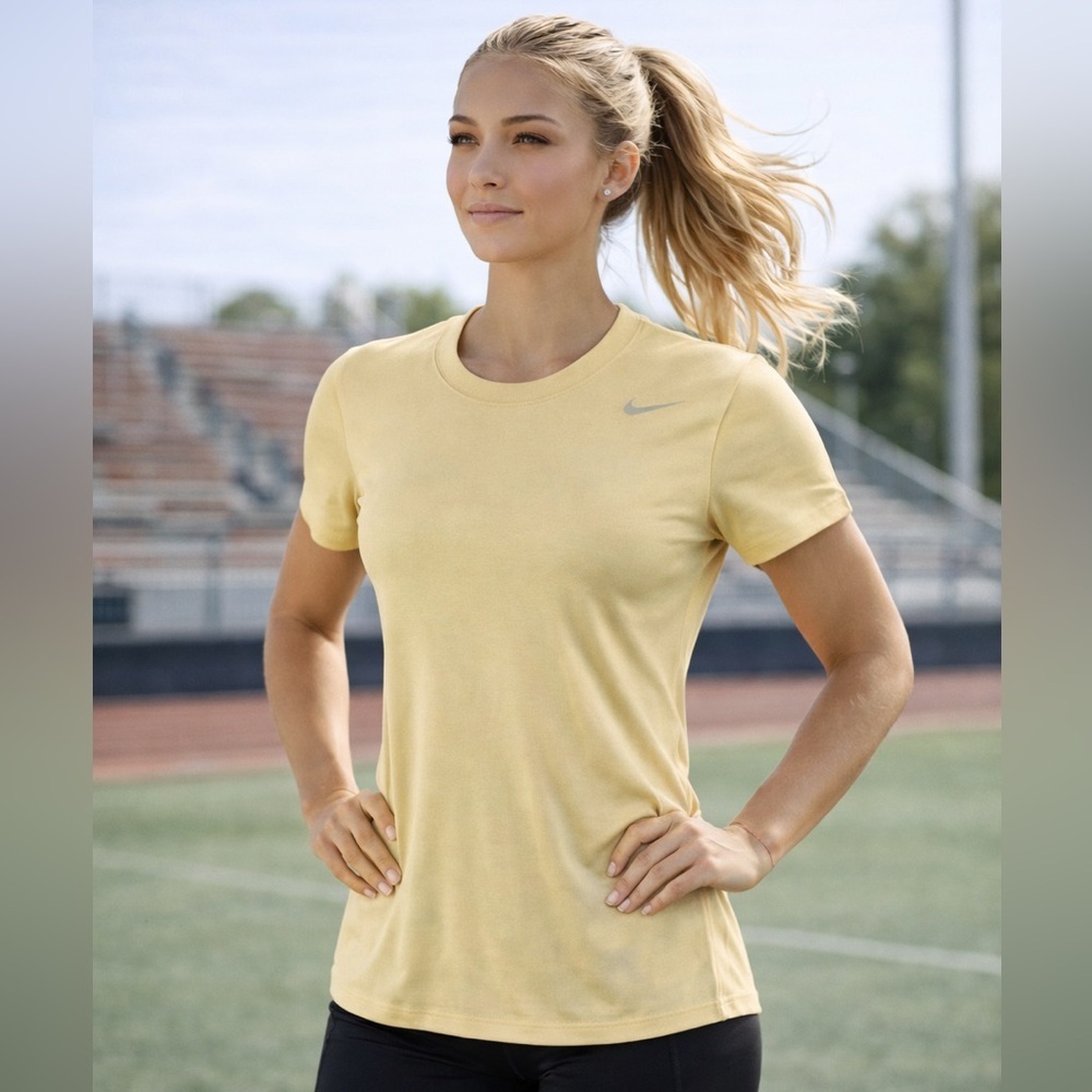 Nike Women's Team Legend Top, Size XL
